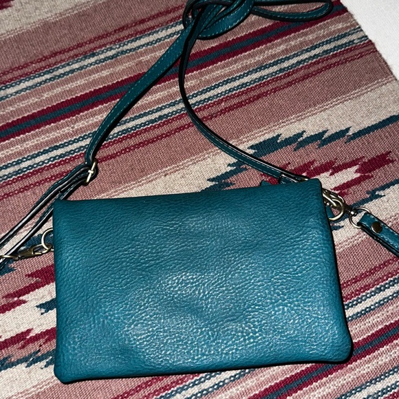 Cute wallet crossbody or wristlet / green - Picture 4 of 5